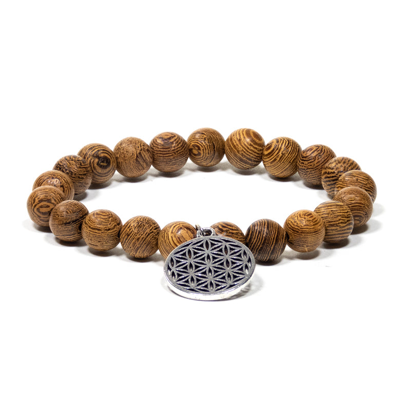 Bracelet bois Fleur de Vie. Alpha Sigma WITH LOVE Boutique ésotérique extraordinaire. Géométrie Sacrée & Eléments. Un concept unique avec des mantras & des rituels pour le bien-être et l'auto-soin. Tous les produits sont purifiés et préparés sur le plan énergétique par Amélie Aura. Un univers de merveilles avec cette marque dédiée aux âmes en fleurs. Suivez nous sur les réseaux sociaux @lesamesenfleurs Consultez notre site internet www.alphasigmawithlove.com